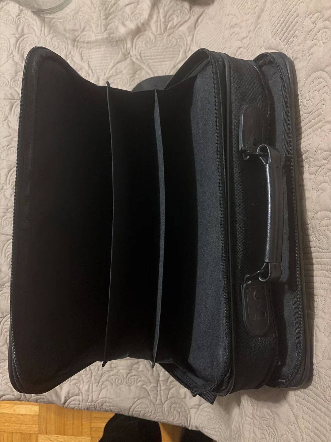 IBM Black Laptop Bag, never used. image indicator(3)