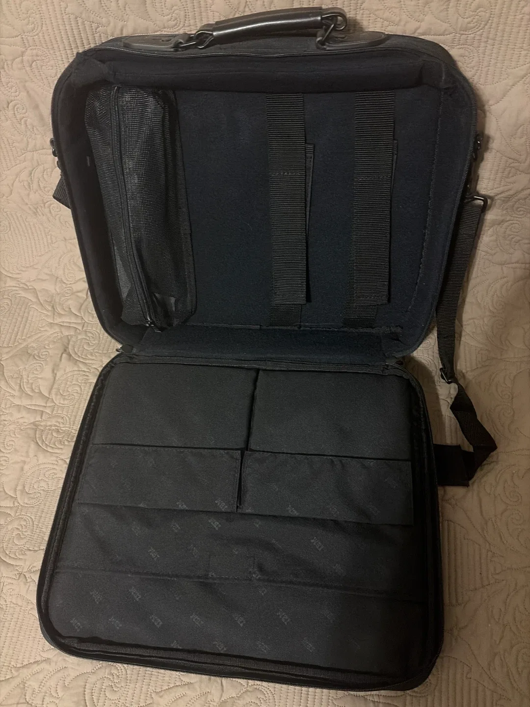 IBM Black Laptop Bag, never used. image indicator(2)