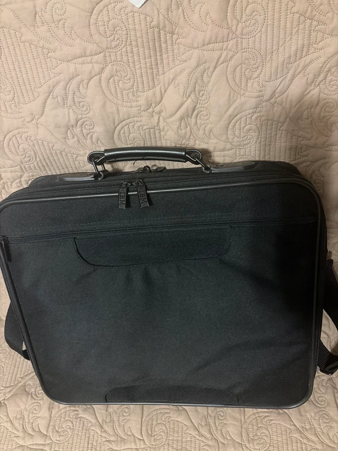 IBM Black Laptop Bag, never used. image indicator(7)