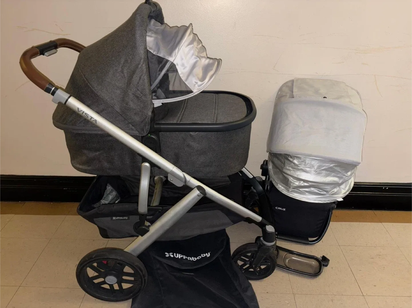 UPPAbaby Vista V2 Stroller with Cruz Bassinet