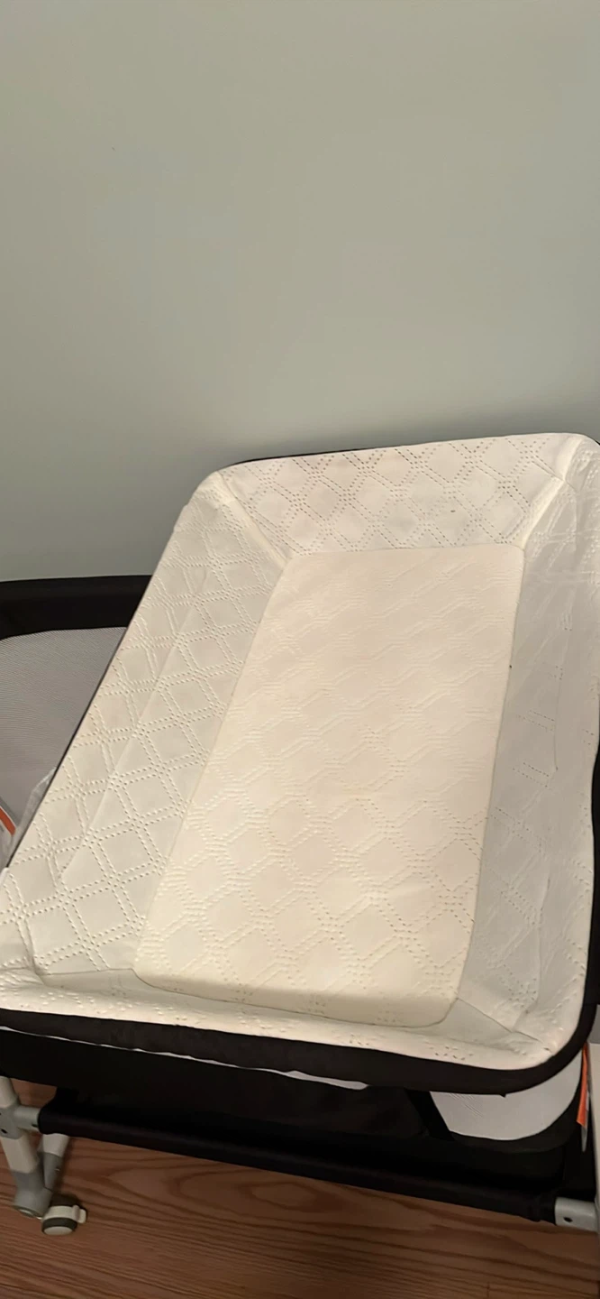 Baby Bassinet and Changing Table - photo 4