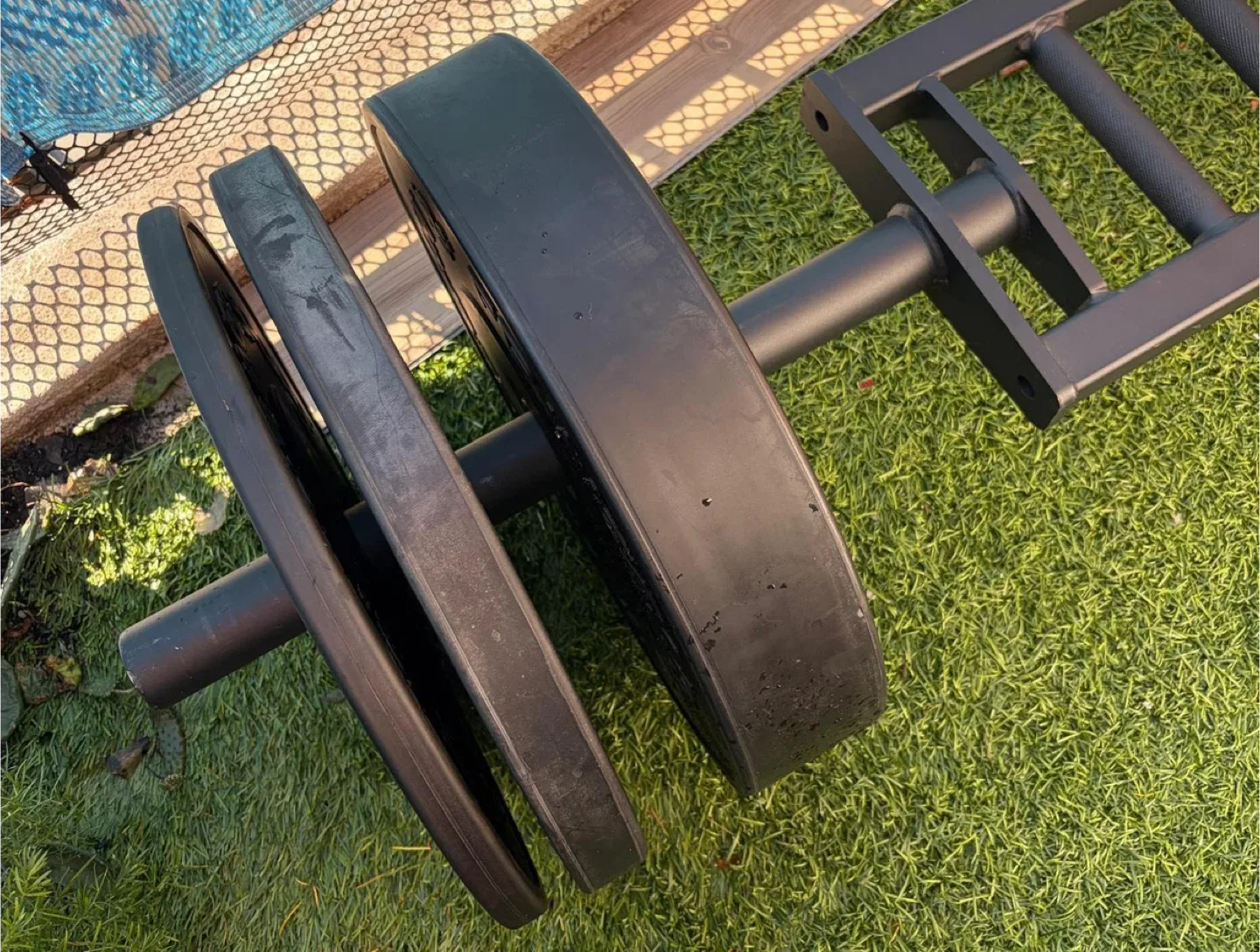 Fringe Sport Black Bumper Plates & Multi-Grip Camber Bar