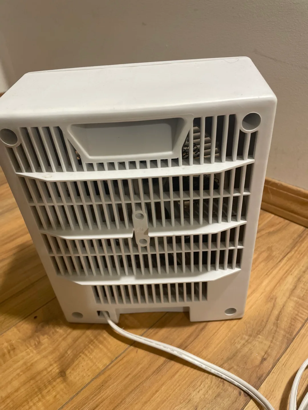 Holmes Personal Space Heater image indicator(4)