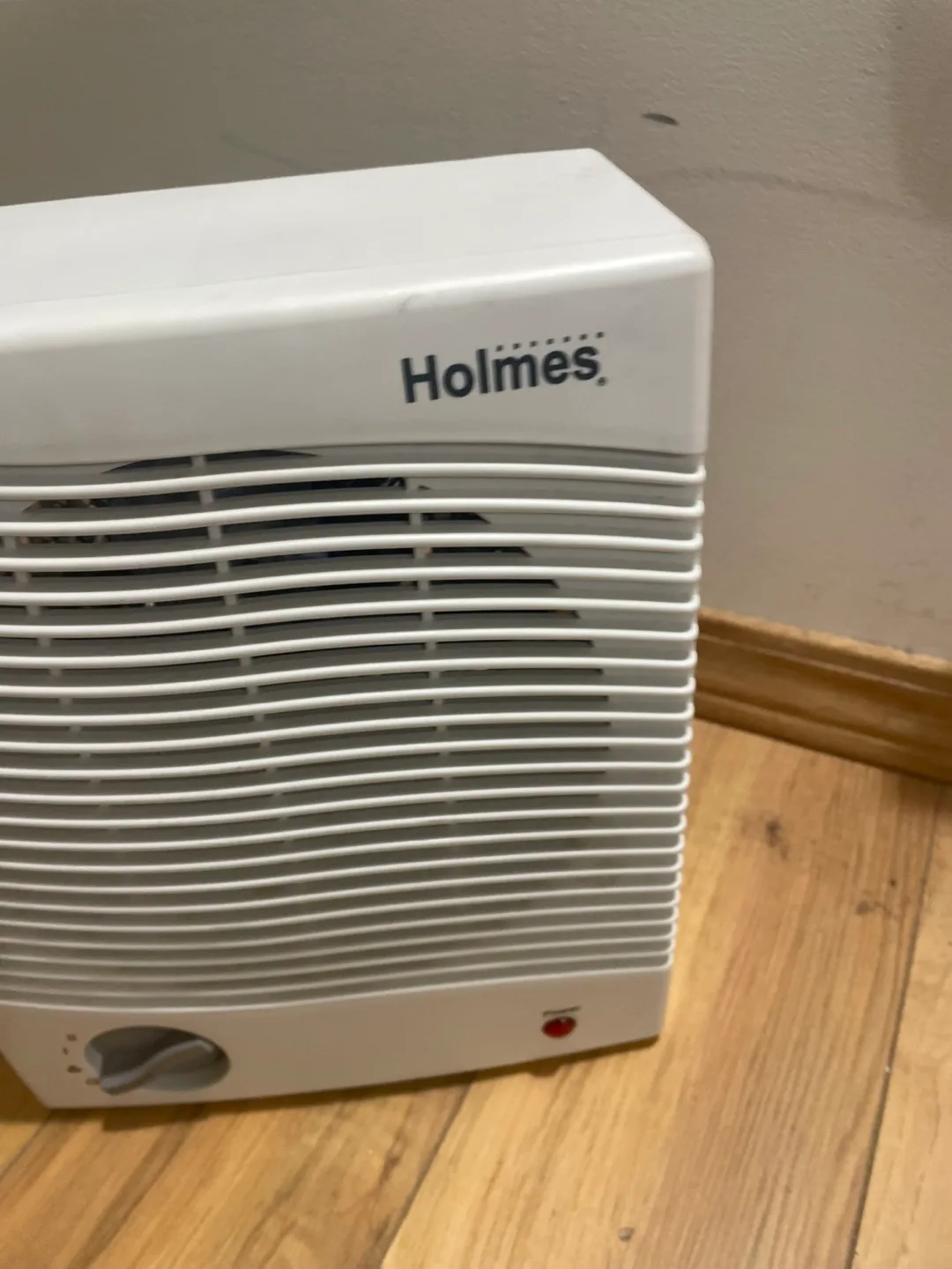 Holmes Personal Space Heater image indicator(3)