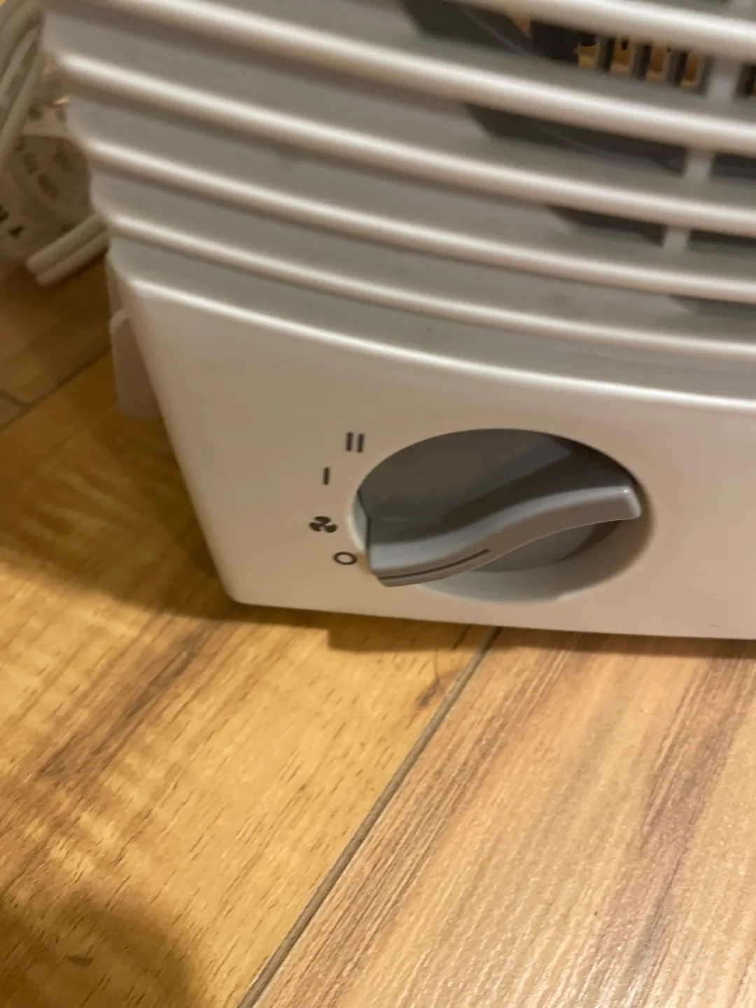 Holmes Personal Space Heater image indicator(2)