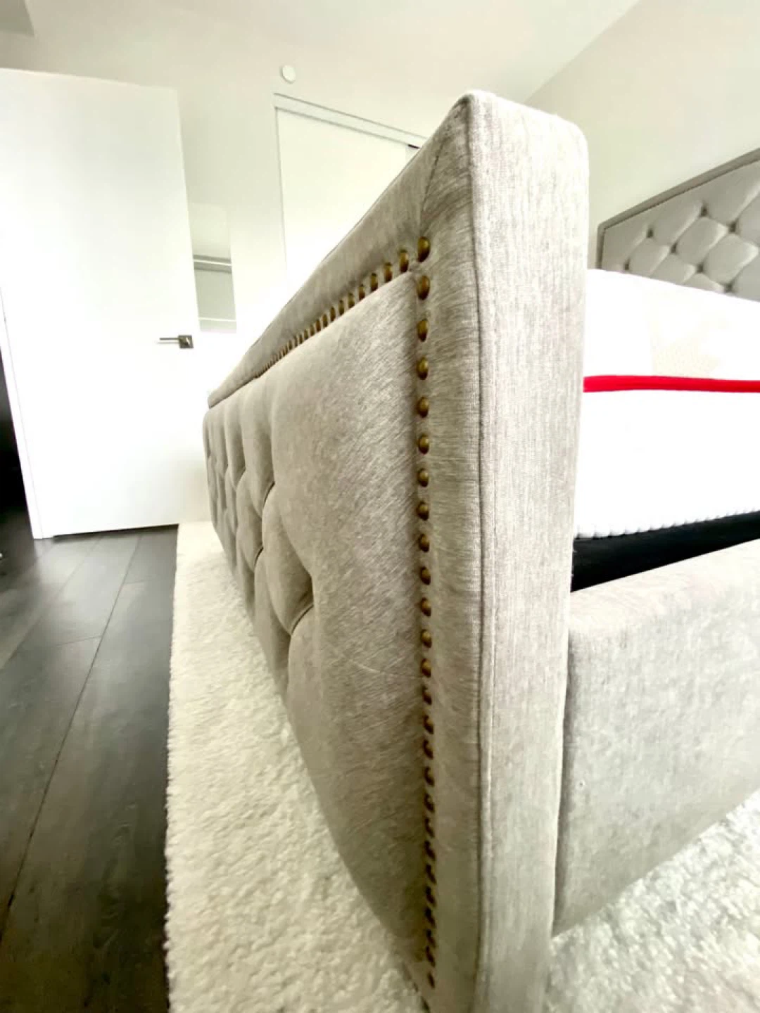 Upholstered Queen Bed Frame - photo 4