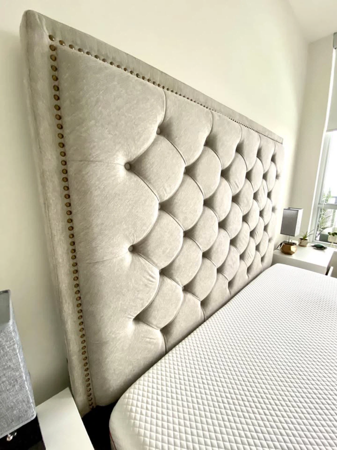 Upholstered Queen Bed Frame - photo 2