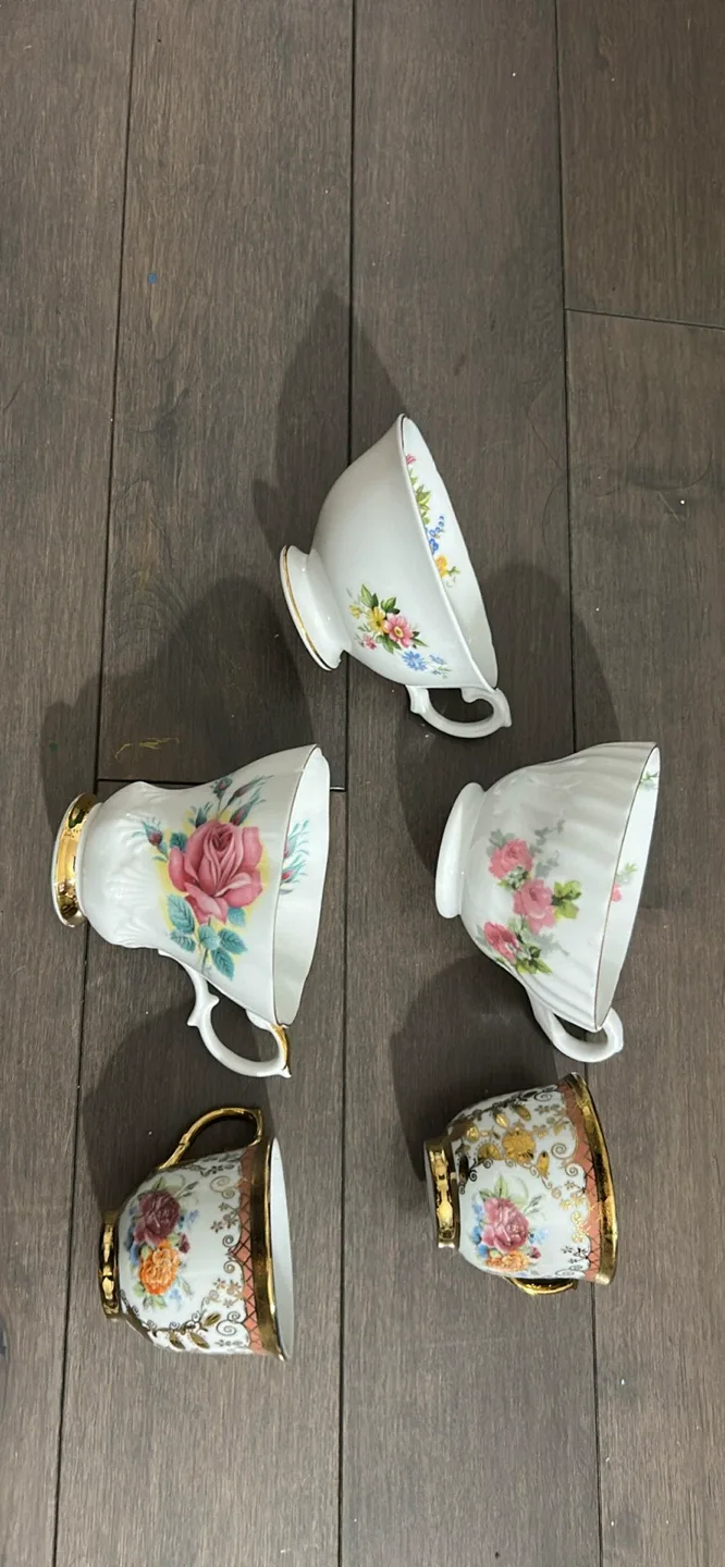 Vintage Floral Tea Cups - Set of 5 image indicator(4)