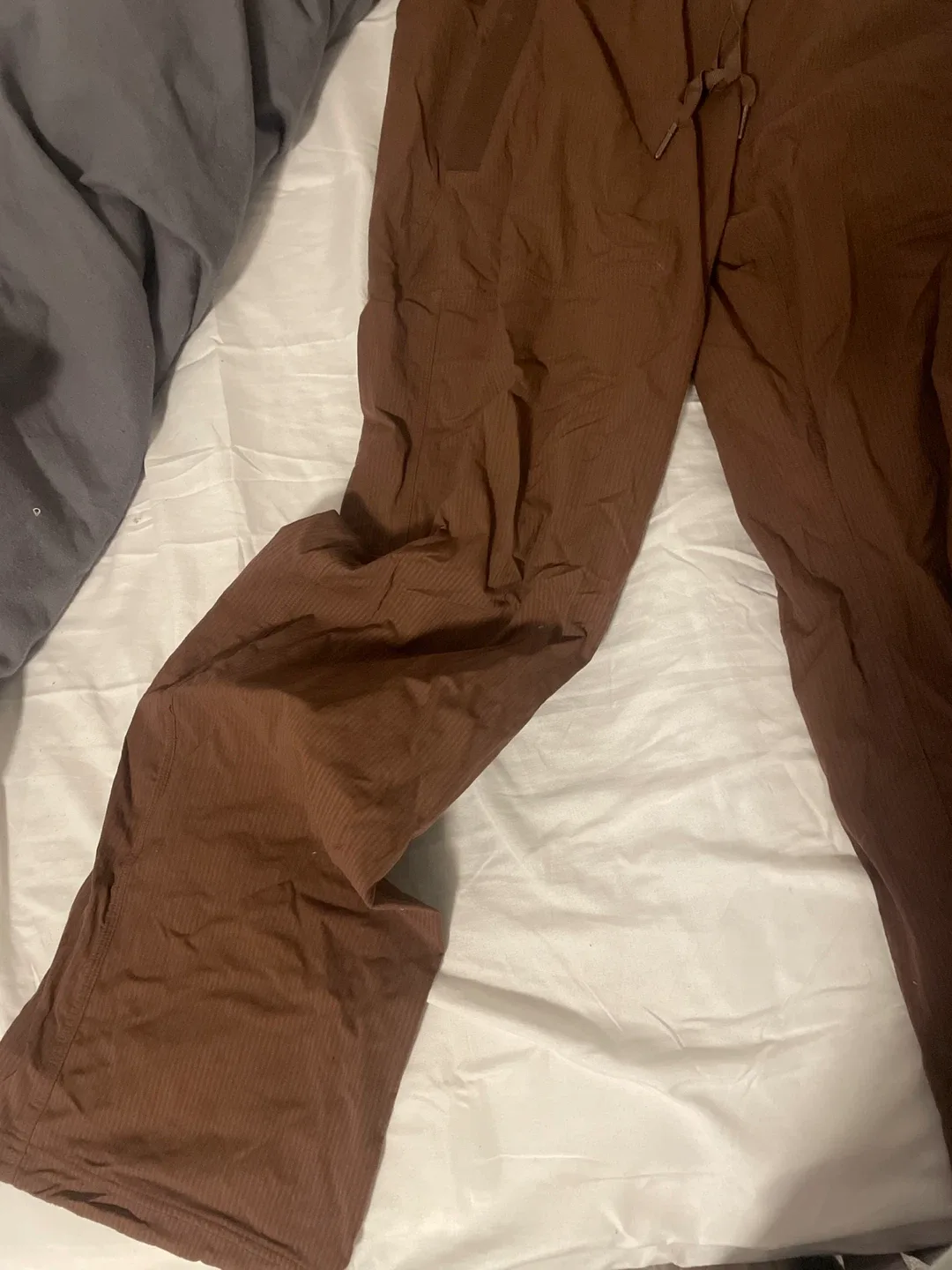 Lululemon dance studio pants image indicator(3)