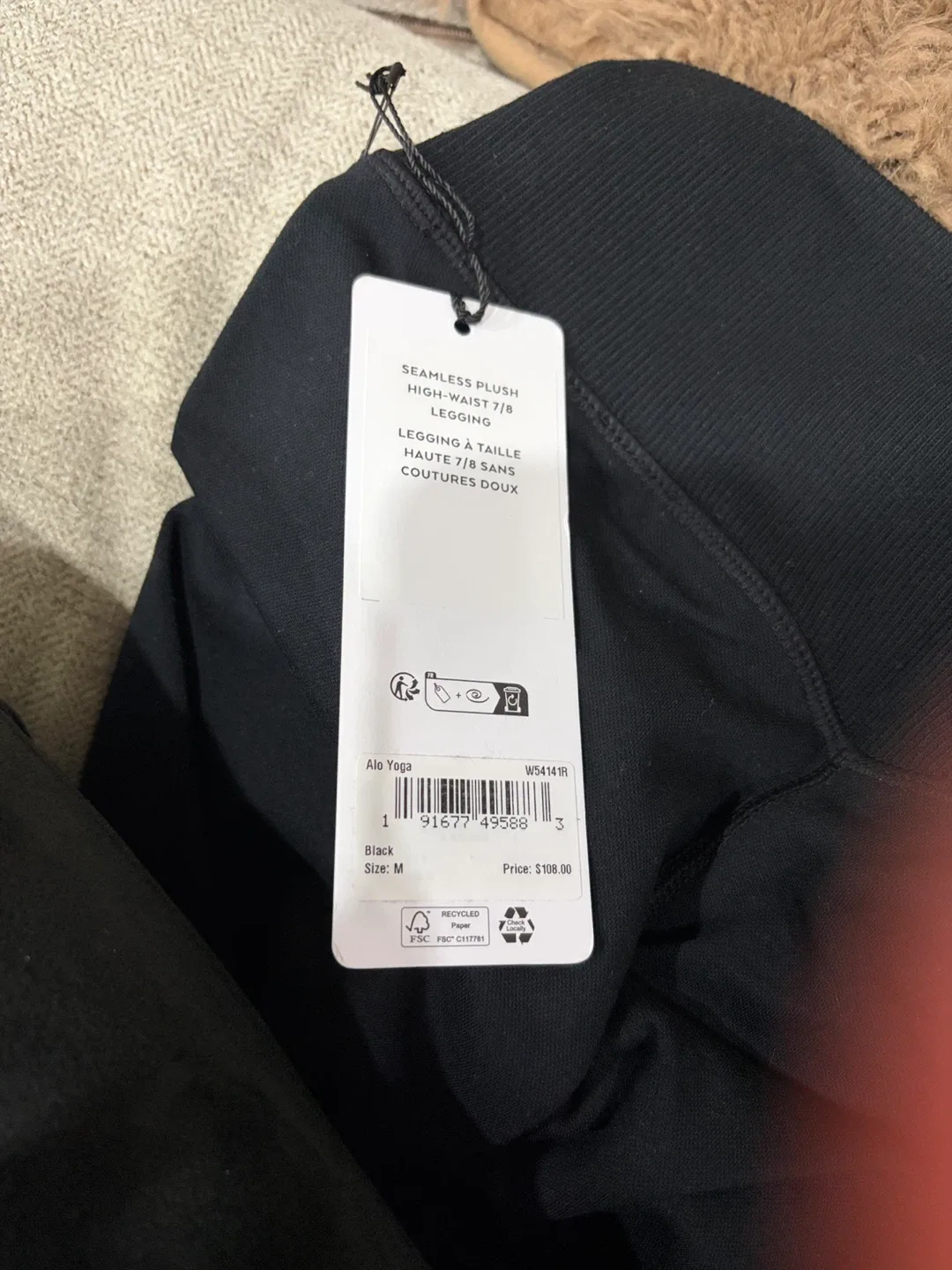 New Alo Yoga Seamless Plush High-Waist 7/8 Legging - Black, M