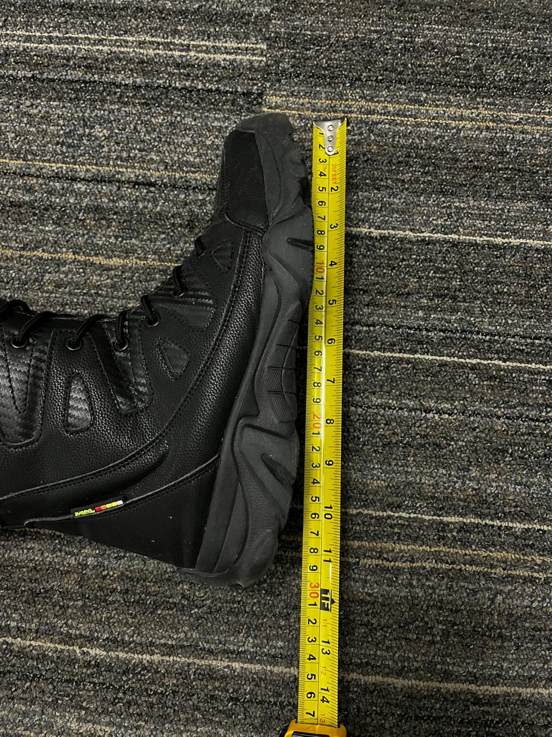 Black Winter Boots with Faux Fur Trim (size 9) image indicator(7)