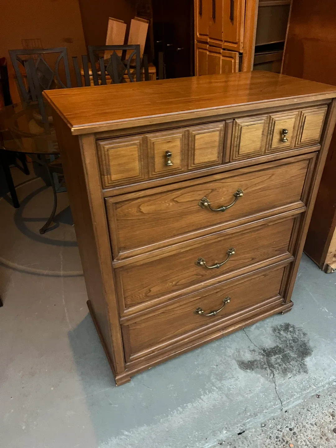 Free delivery used Wood 5-Drawer Dresser image indicator(10)