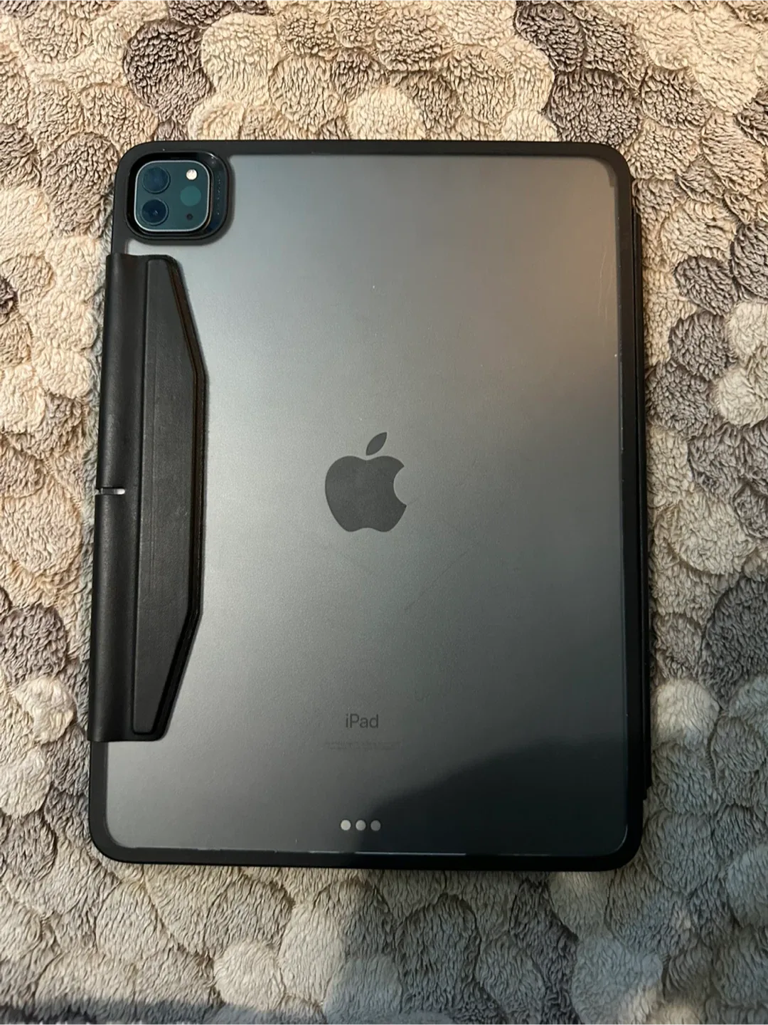 iPad Pro 3rd Gen image indicator(2)