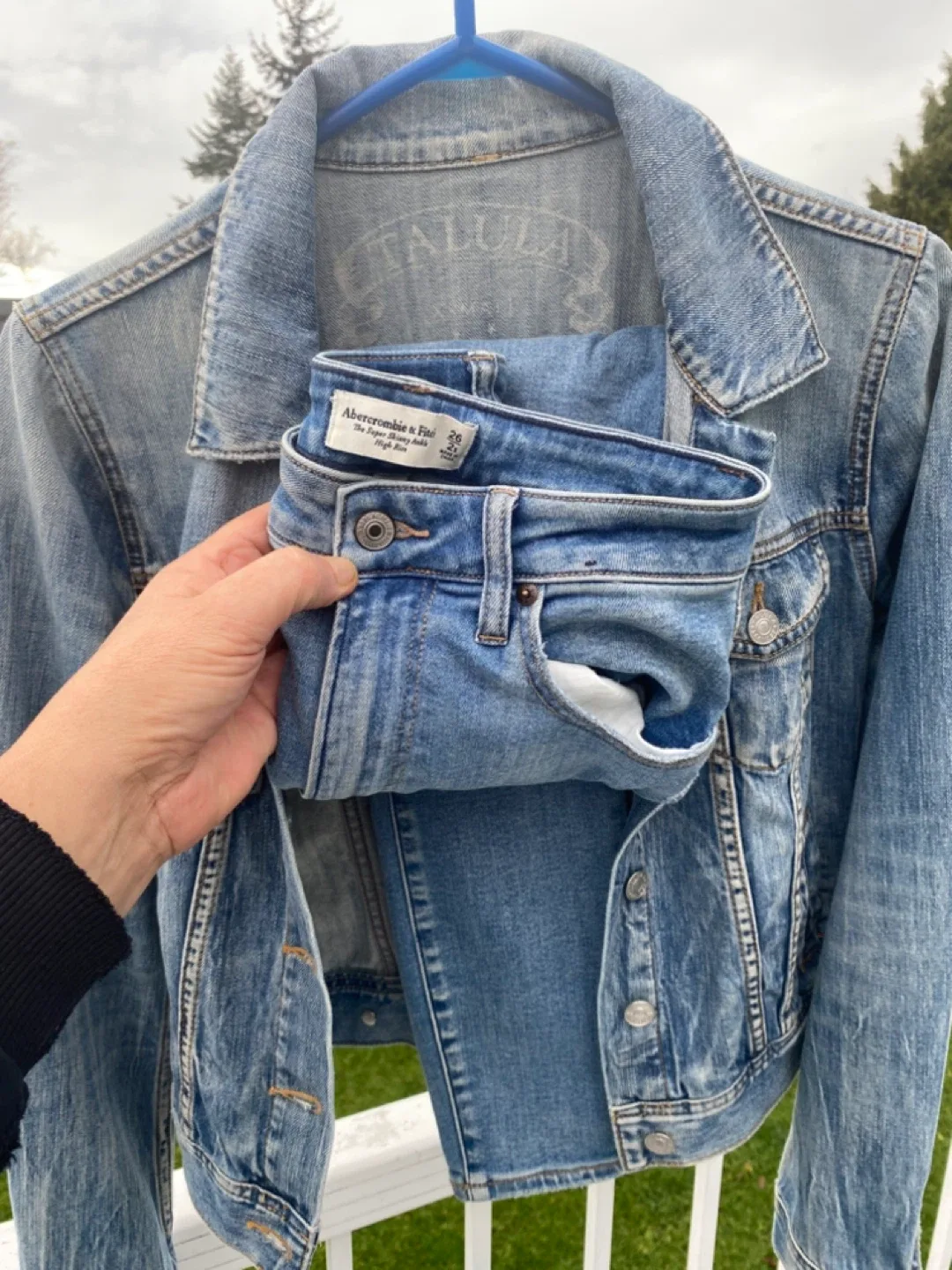 Abercrombie & Fitch Jeans & Talula  Jacket image indicator(3)