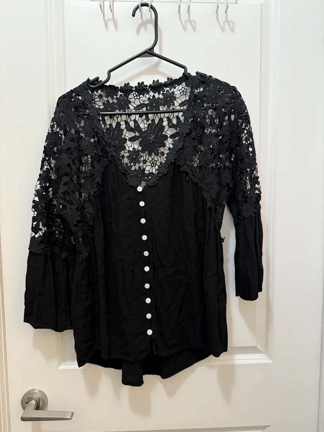 Black Lace Blouse - size M image indicator(2)