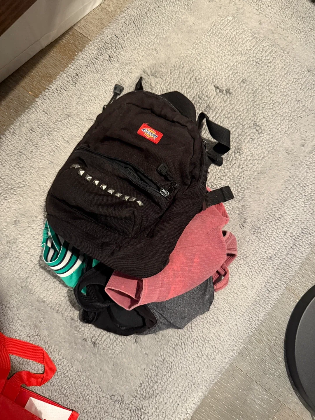 Teva Sandals, Dickies Backpack, sports bra#cleanout