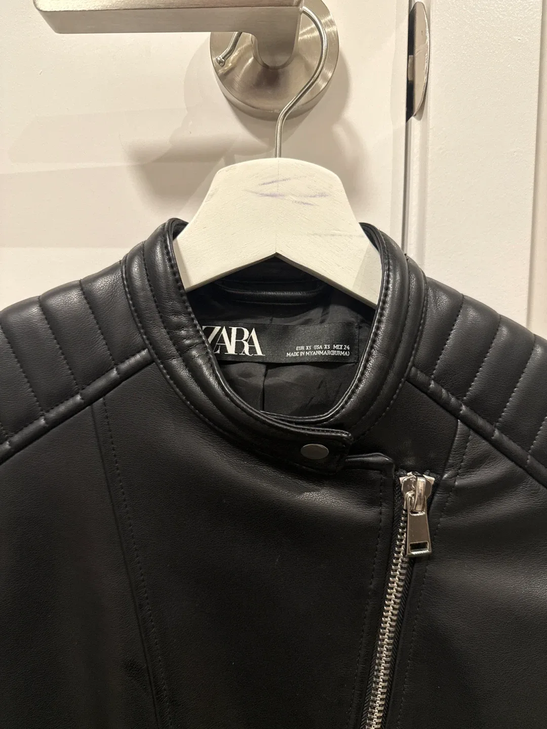 Zara Black Faux Leather Jacket - Size XS image indicator(3)