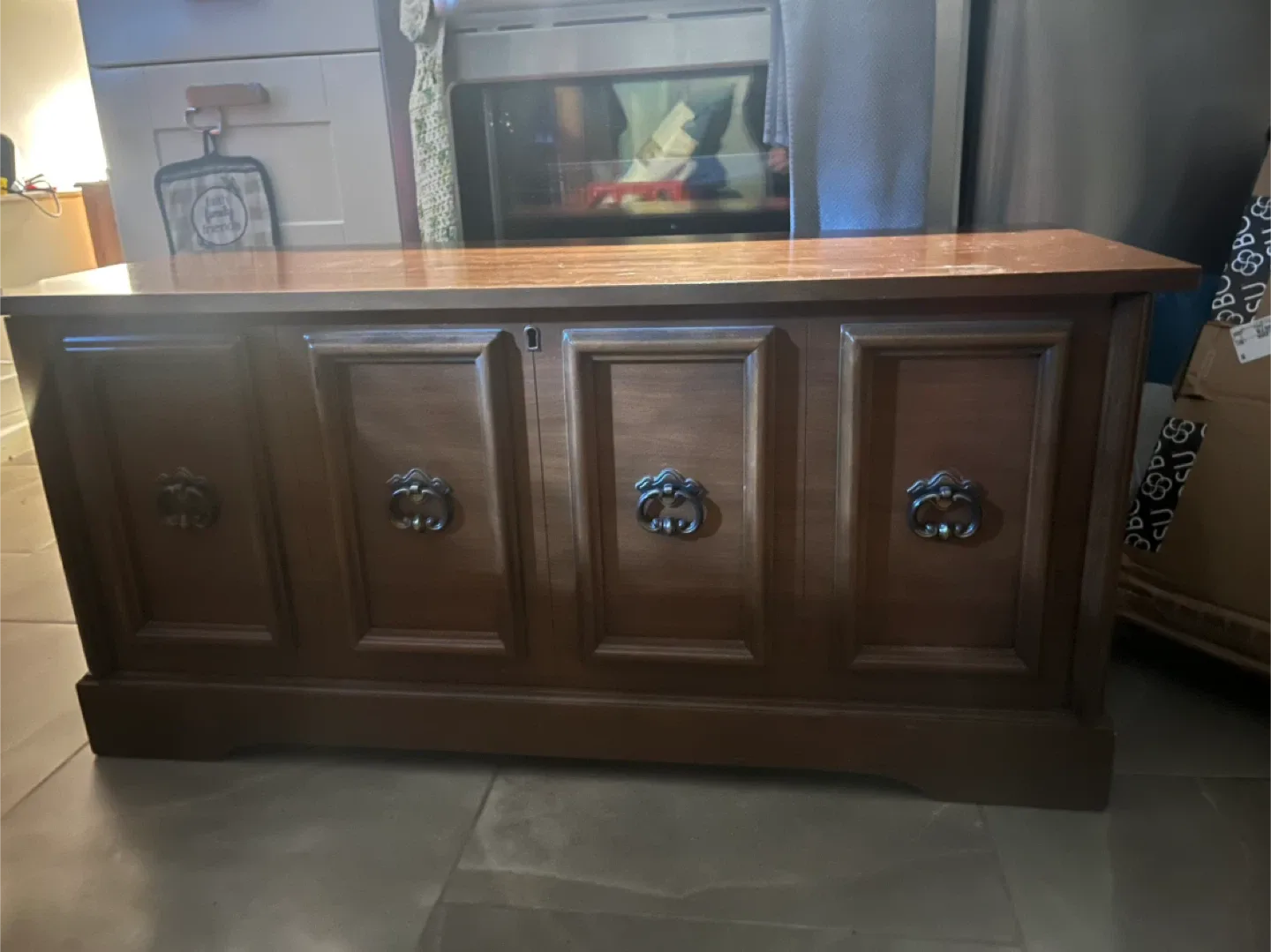 Huppe Freres Ltee Cedar Chest Model 1110-30