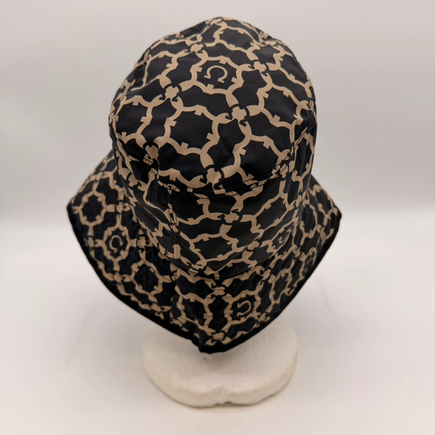 Salvatore Ferragamo Luxury Monogram Bucket Hat like new - photo 2