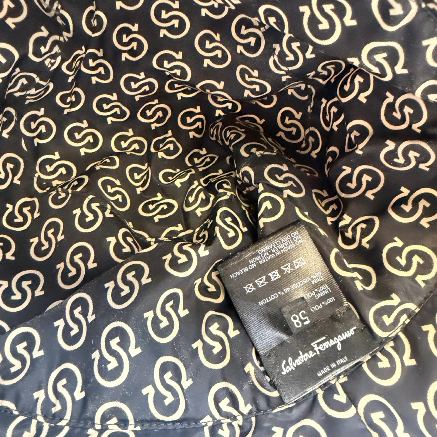Salvatore Ferragamo Luxury Monogram Bucket Hat like new - photo 3