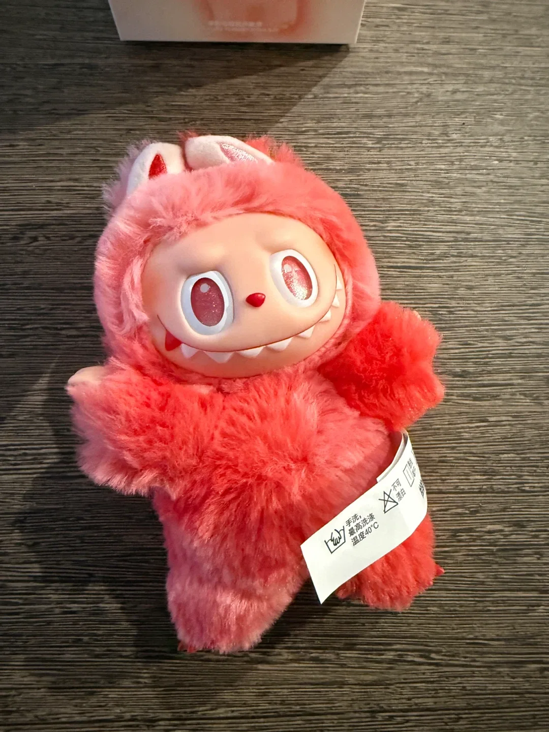 Big Into Energy Lafufu dupes image indicator(2)