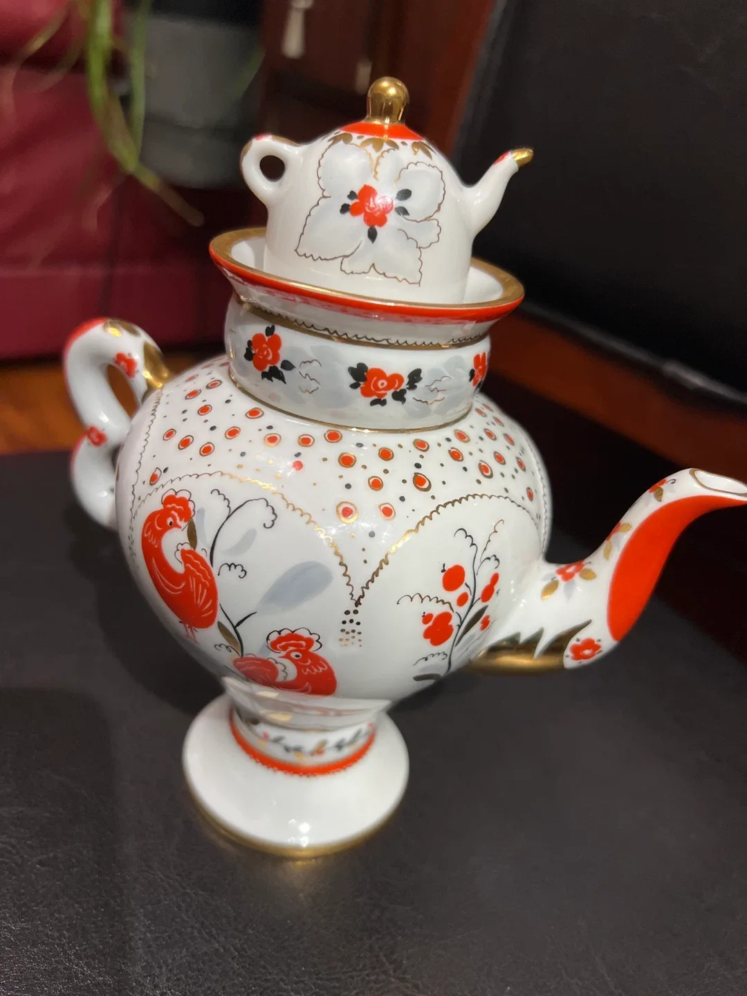 Imperial Porcelain Tea Pot Samovar image indicator(3)