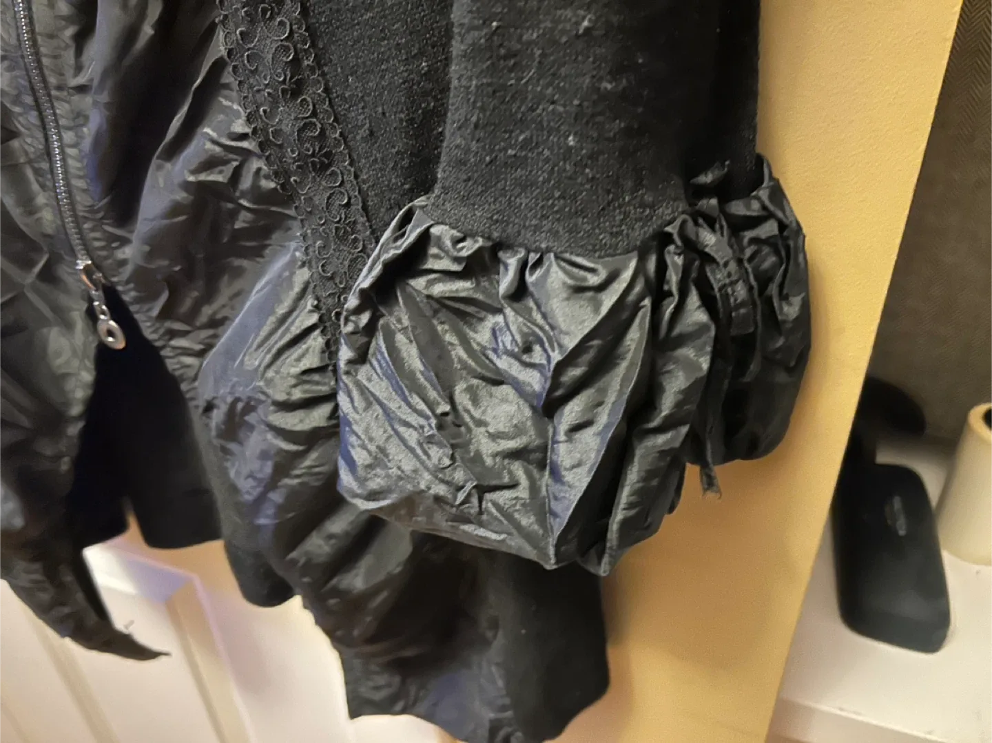 Joseph Ribkoff Black Jacket - Size 8 image indicator(5)