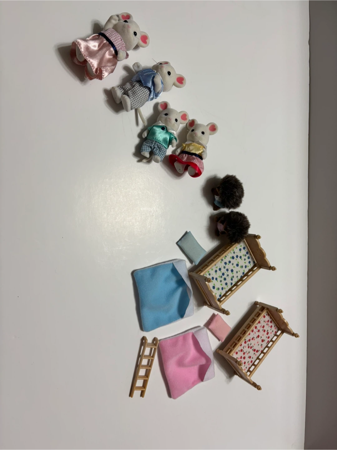 Calico Critters Furniture & Figures