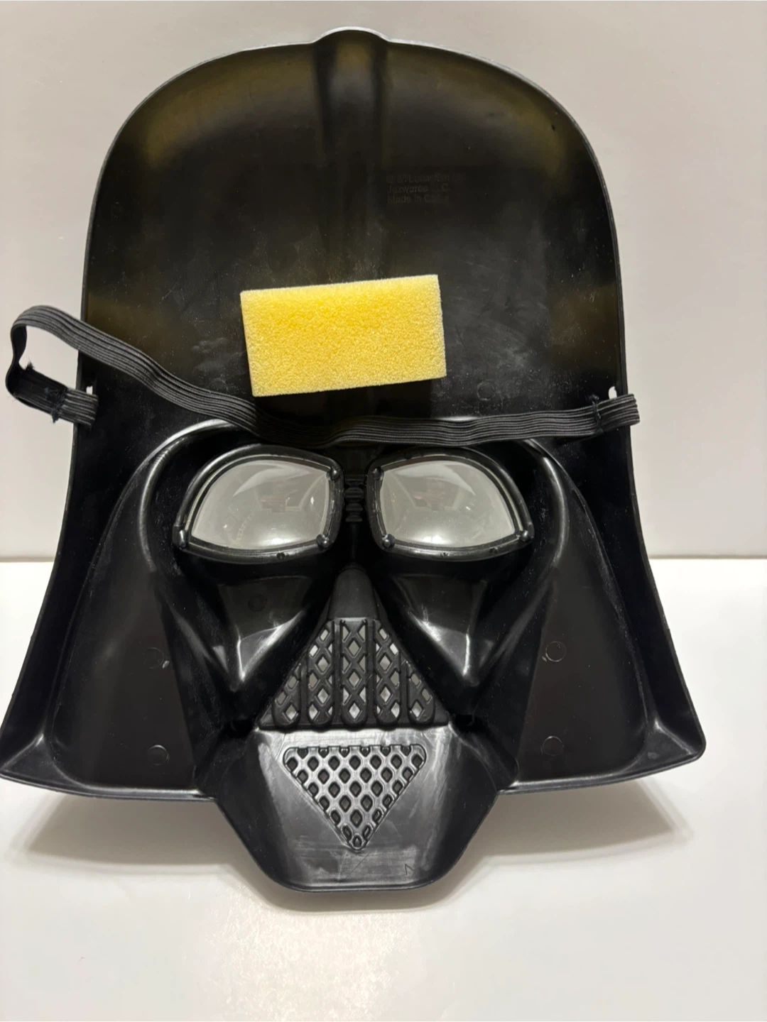 Children’s Darth Vader Mask - photo 2