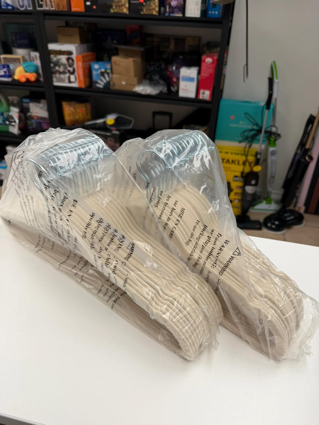 30 pack ivory velvet hangers - photo 3