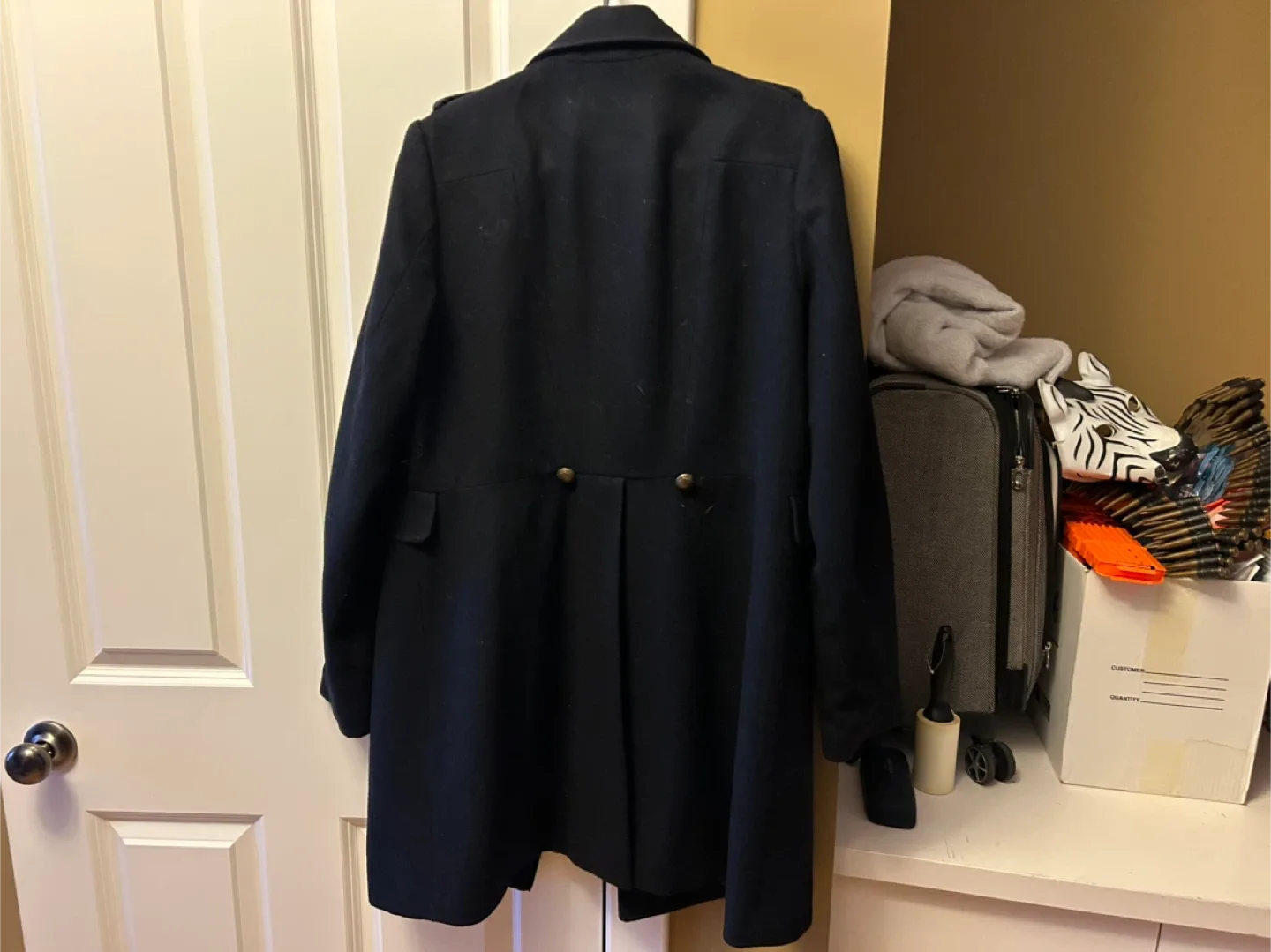 H&M Black Coat - Size 42 image indicator(3)