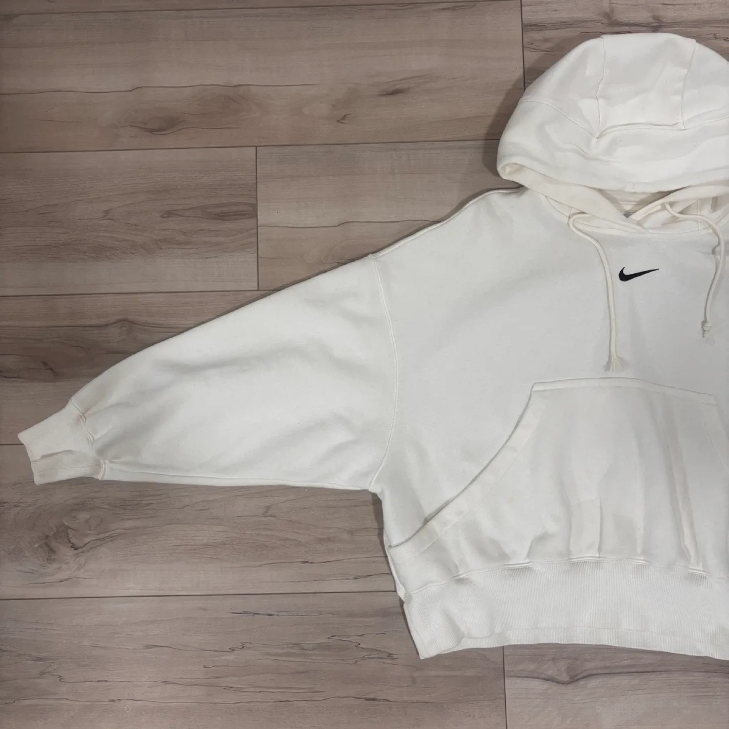 Nike Hoodie + Sweat Shorts Set image indicator(2)