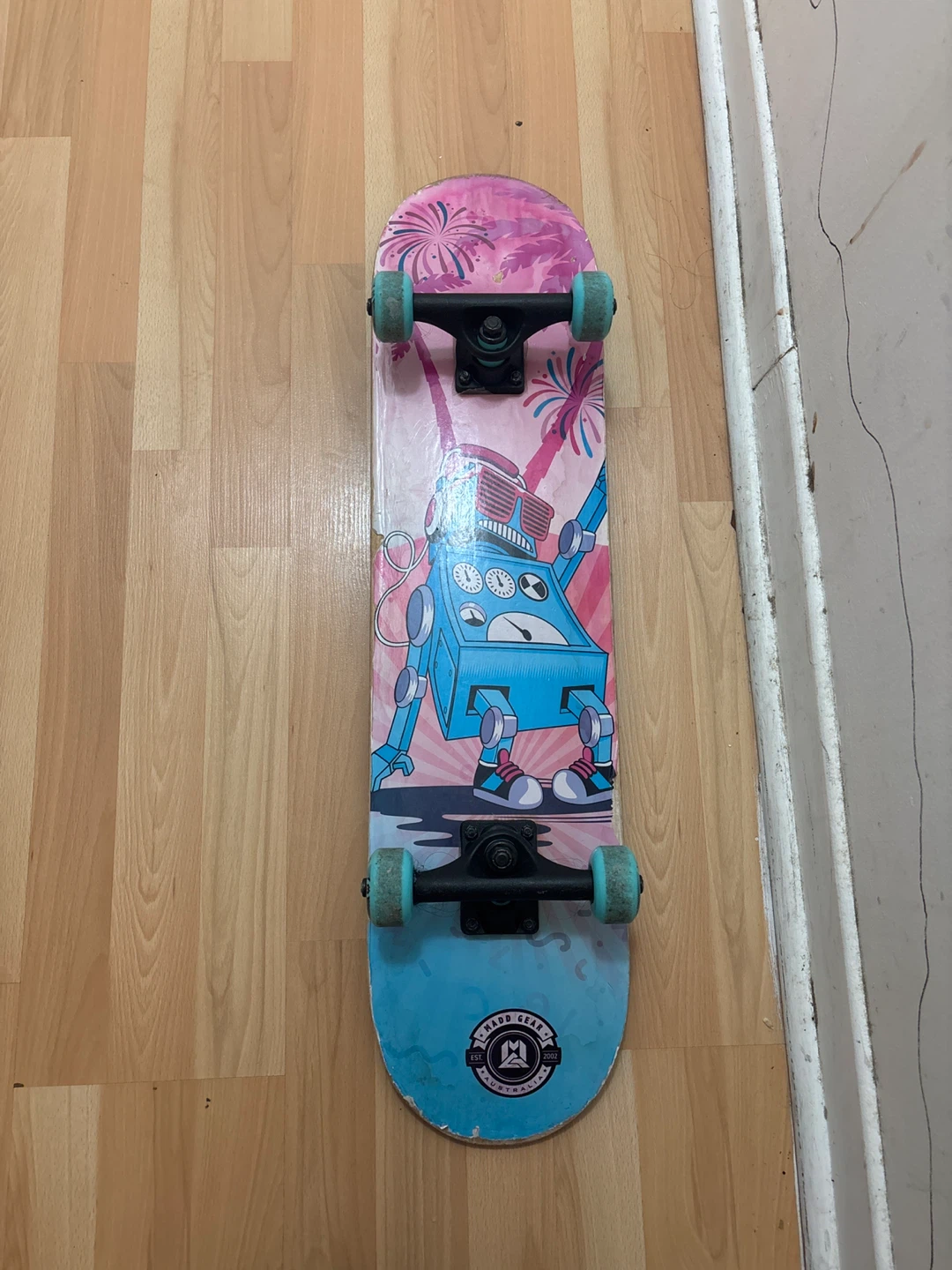Madd Gear Skateboard - photo 3