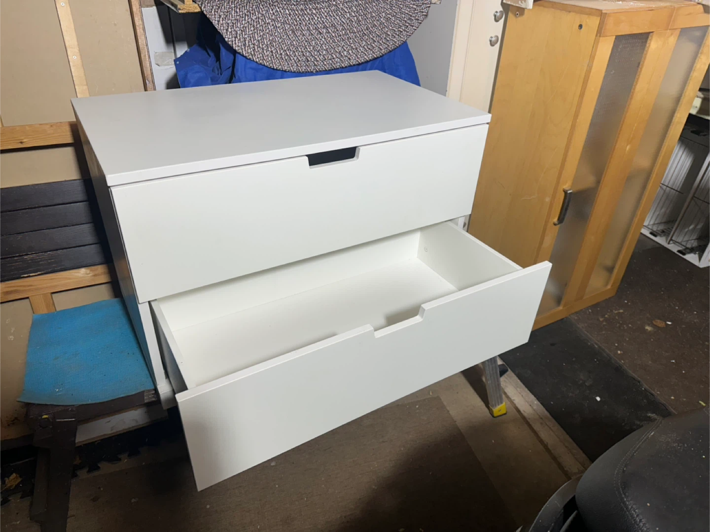White 2-Drawer Dresser - photo 2