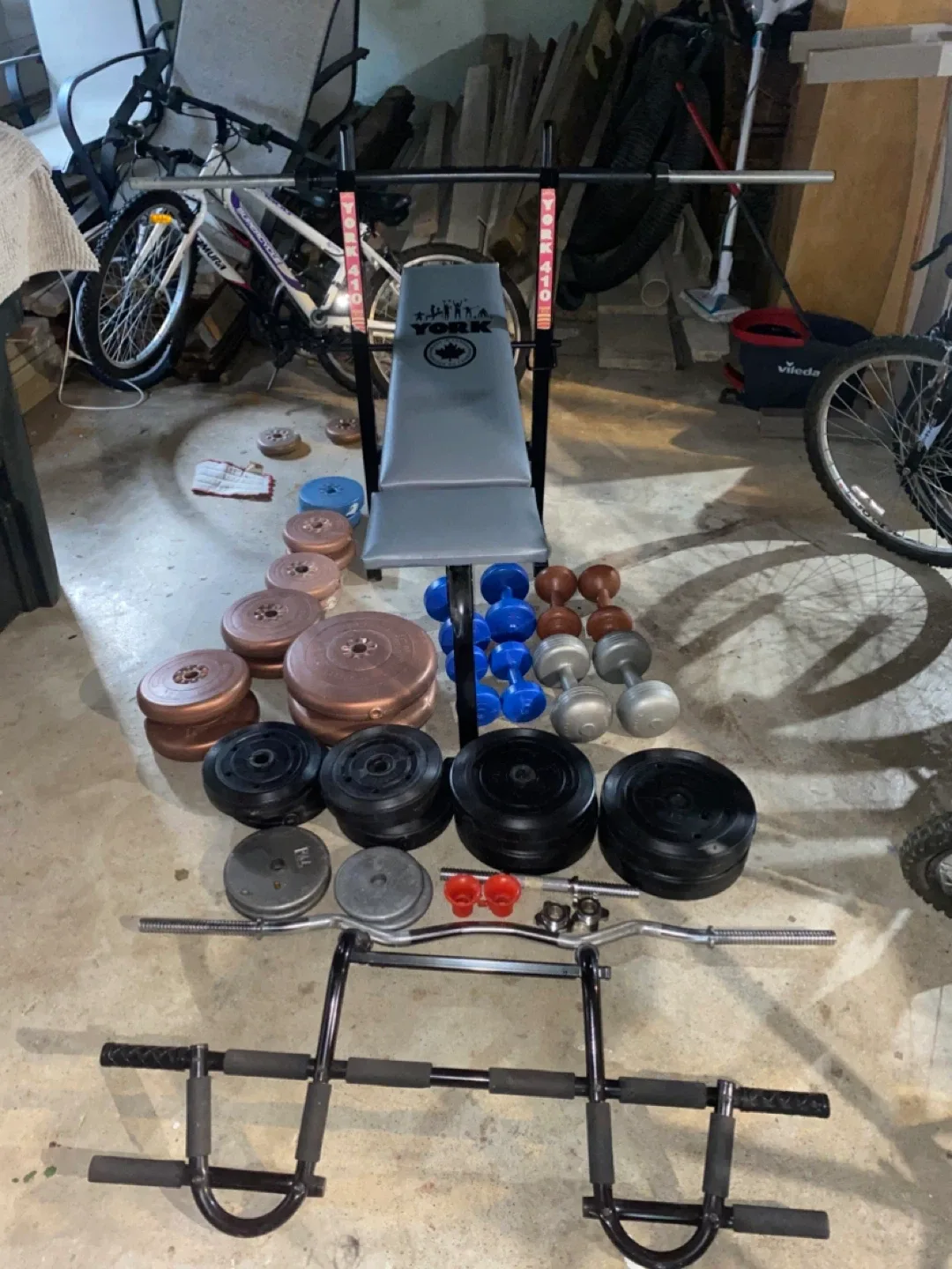 Gym equipment, check description