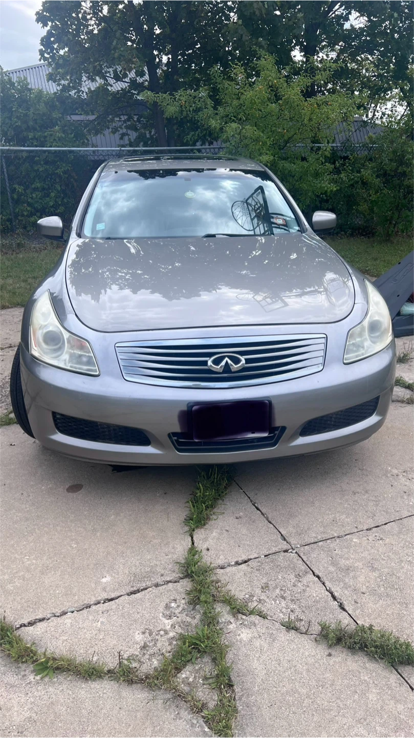 Infiniti G37X Sedan - photo 2