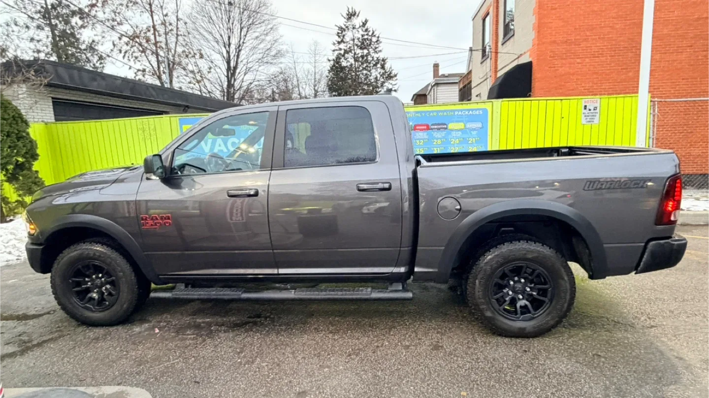 RAM 1500 Warlock Truck image indicator(4)