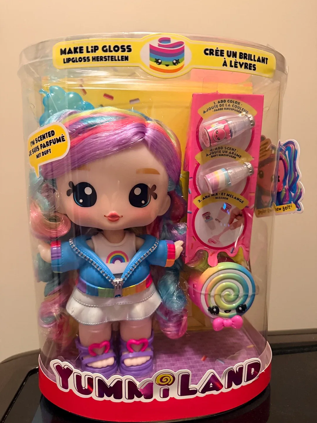 YummiLand Large Doll + Lip Gloss Pet - Skyler Rainbow Belt image indicator(3)