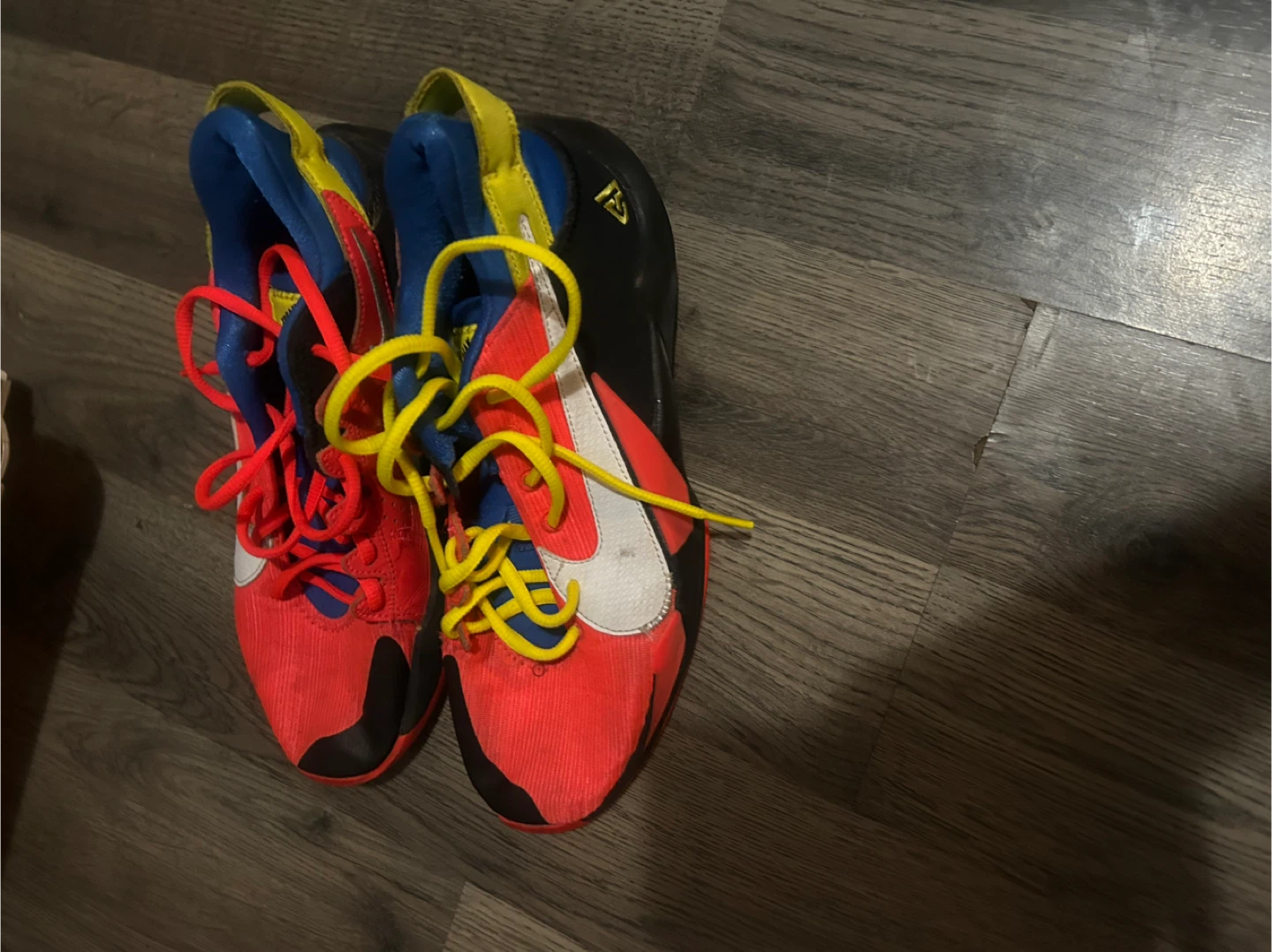 Nike Freak 4 Basketball Shoes - photo 2