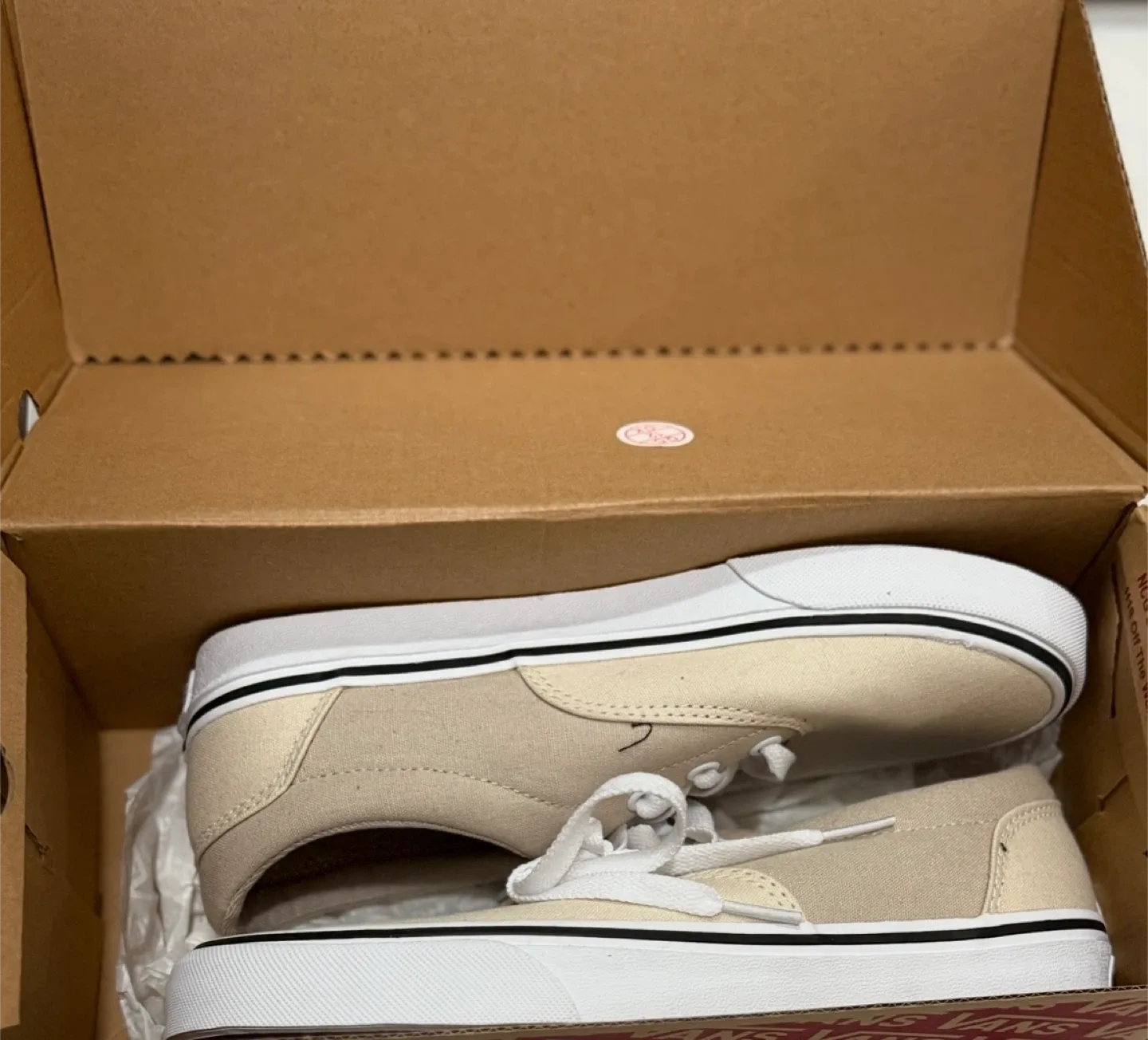 #Cleanout Vans Era Beige Sneakers, Size 9 US