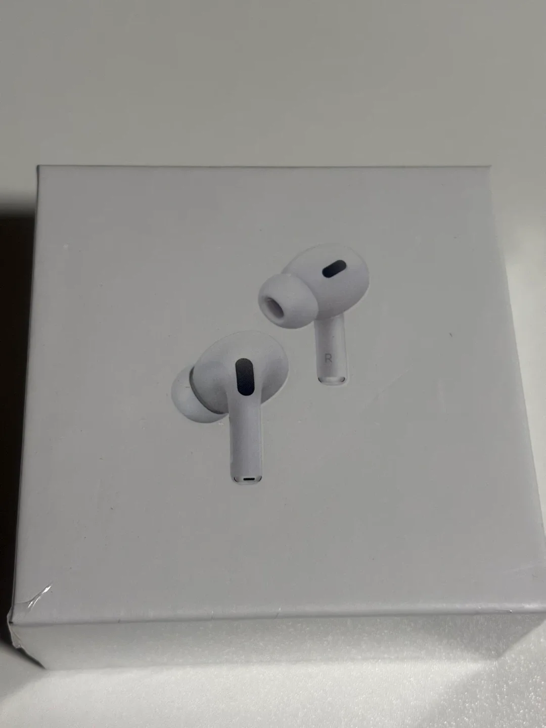 #Cleanout Earphone (2nd generation) with MagSafe Charging Case