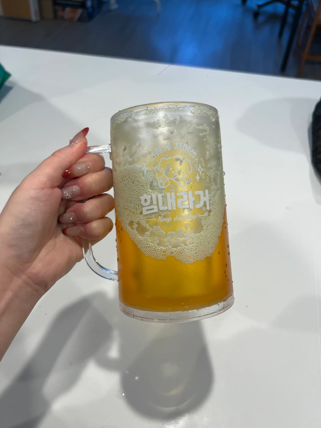Beer Mug with 'Keep Drinking' Slogan - photo 3
