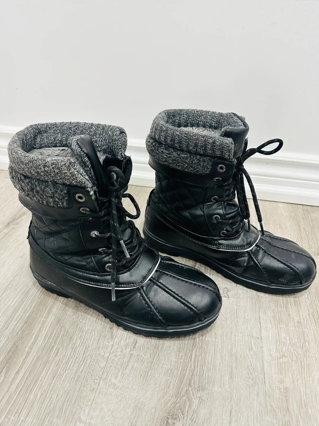 Black Winter Boots