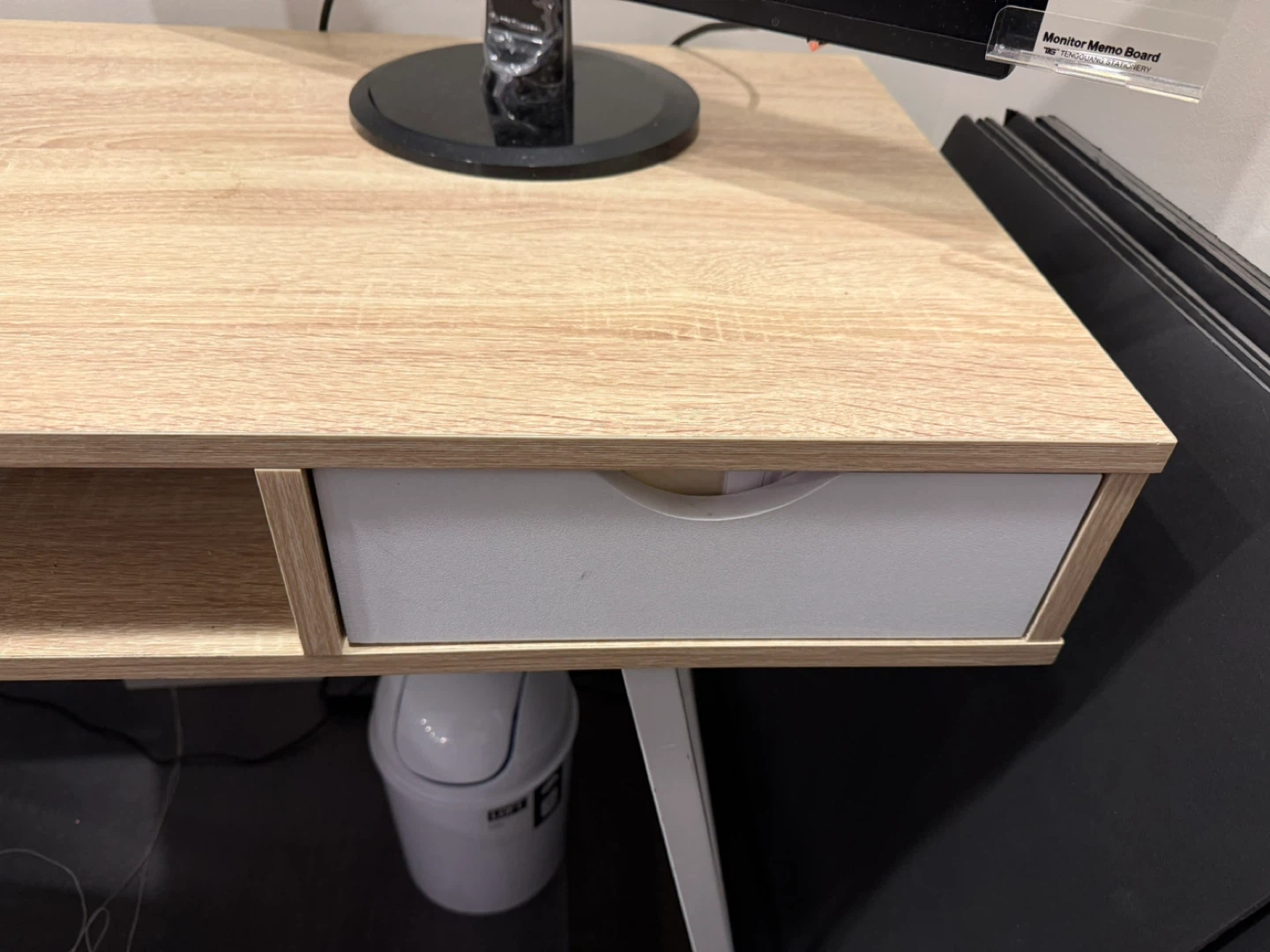 Wood and White Desk - photo 4