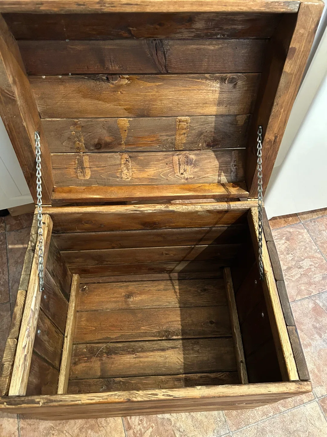 Wooden Storage Trunk with Floral Design image indicator(2)