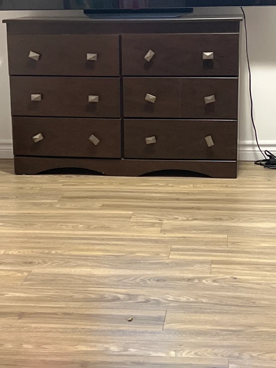 Brown 6-Drawer Dresser