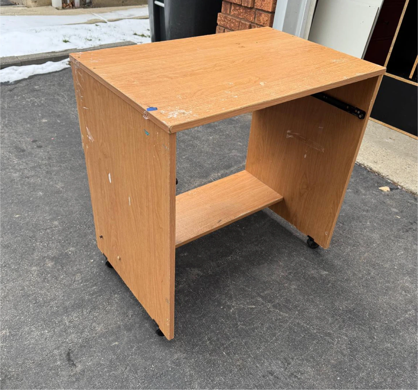 Small Wooden Desk - photo 2