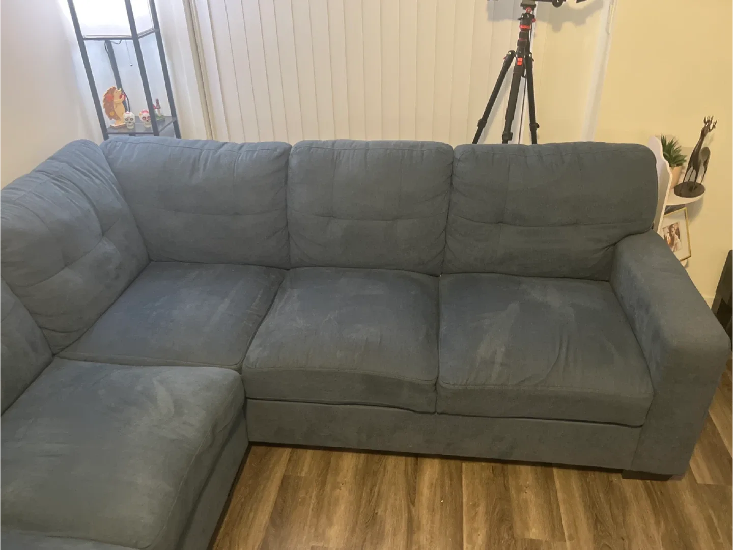 Blue Sectional Sofa image indicator(4)