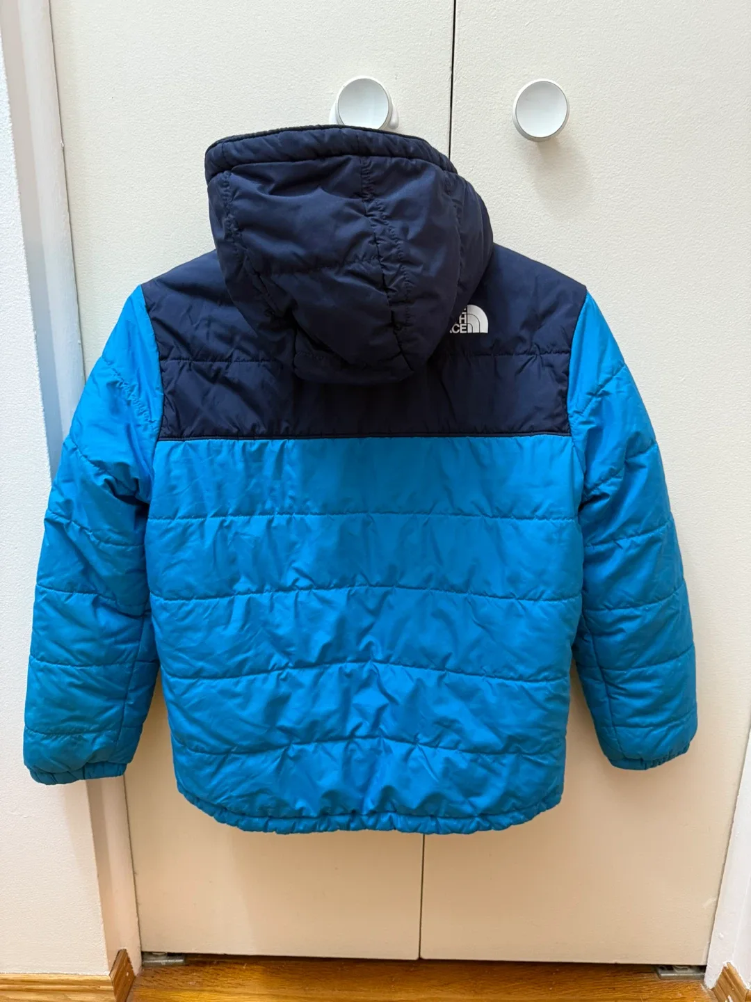 North Face Size 12/L Youth Reversible Jacket image indicator(5)