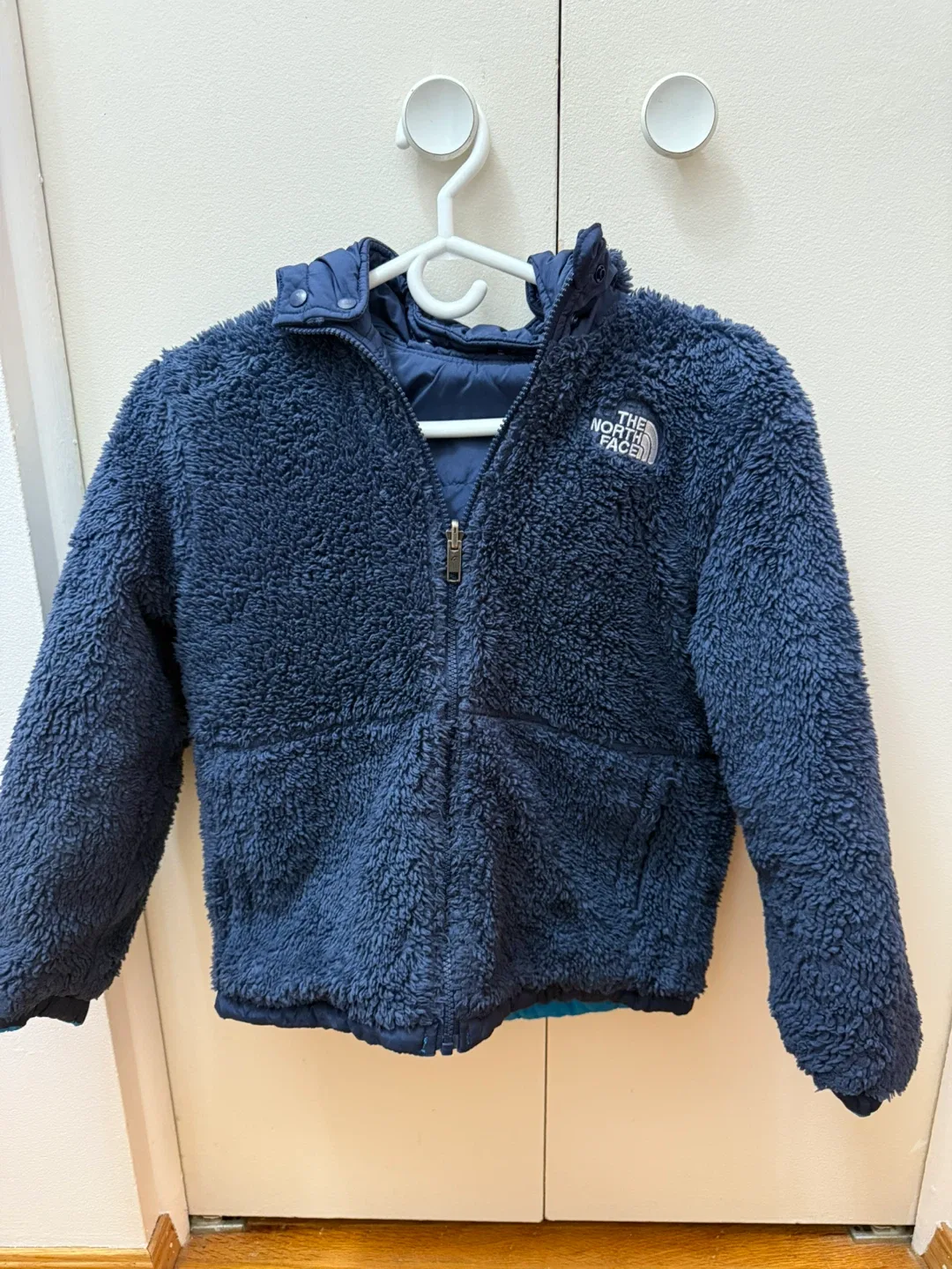 North Face Size 12/L Youth Reversible Jacket image indicator(3)